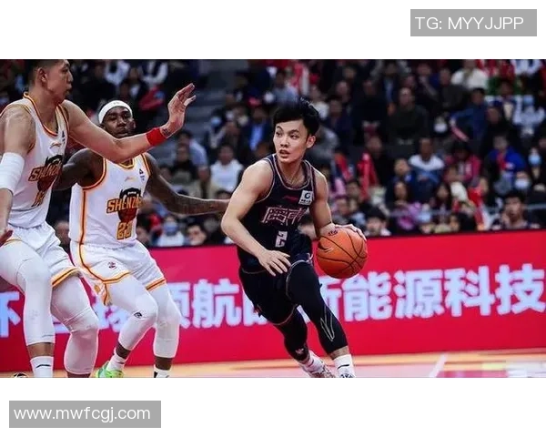 广州篮球队与深圳篮球队赛后分析个人能力对比与战术执行探讨