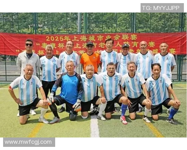 上海足球队灵活性变革引发热议助力球队崛起与发展